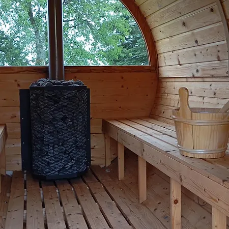 Maringotka Na Hornim Konci Semesterbostad