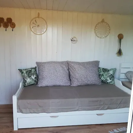 Semesterbostad Maringotka Na Hornim Konci *