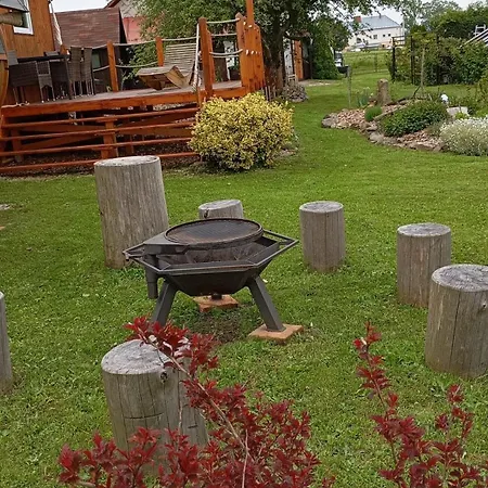 Maringotka Na Hornim Konci Semesterbostad *