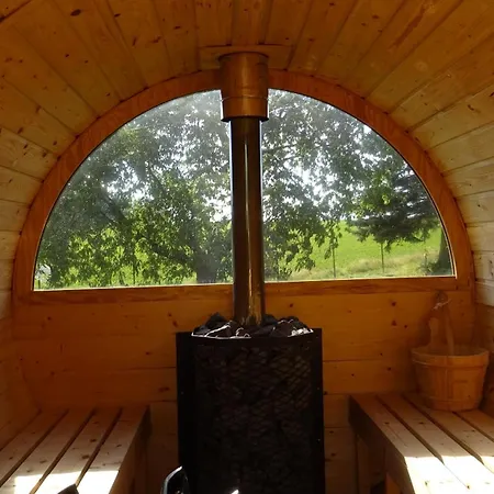 Maringotka Na Hornim Konci Vakantiehuis Udavy